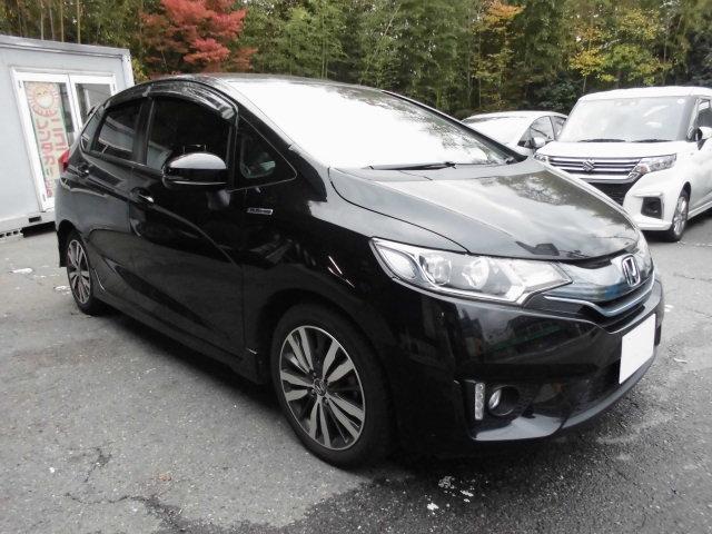 フィットハイブリッド Sパッケージ ナビ 地デジ プッシュスタート フルフラット VSA クルコン イモビライザー パワーウィンドウ スマキー Wエアバック パワステ エアバッグ AAC 衝突安全ボディ ABS アイドルストップ キーフリー LEDヘットライト(70枚目)