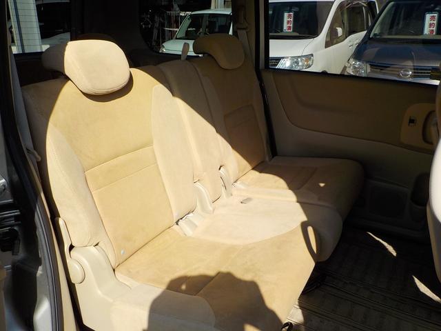 セレナ ２０Ｇ　両側パワースライドドア　禁煙車　８人乗り　アルミホイール　左オートステップ　ナビ　テレビ（11枚目）