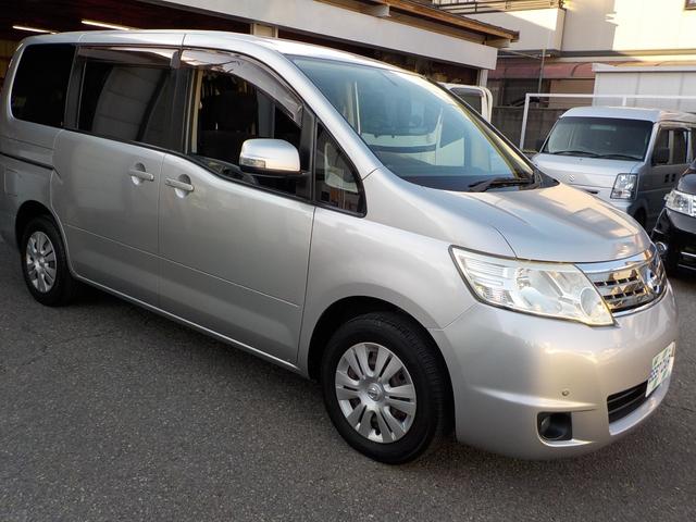 セレナ 20S スマートキー スペアキー ナビ テレビ 両側パワースライドドア コーナーセンサー 8人乗り(4枚目)