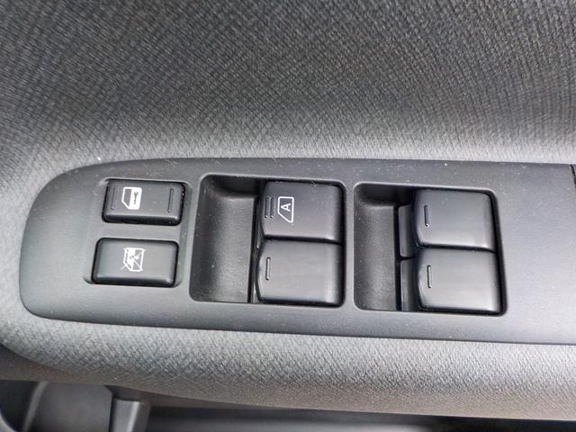 セレナ ハイウェイスター ナビ テレビ ETC 電動格納ミラー アルミホイール スマートキー スペアキー 禁煙車(14枚目)