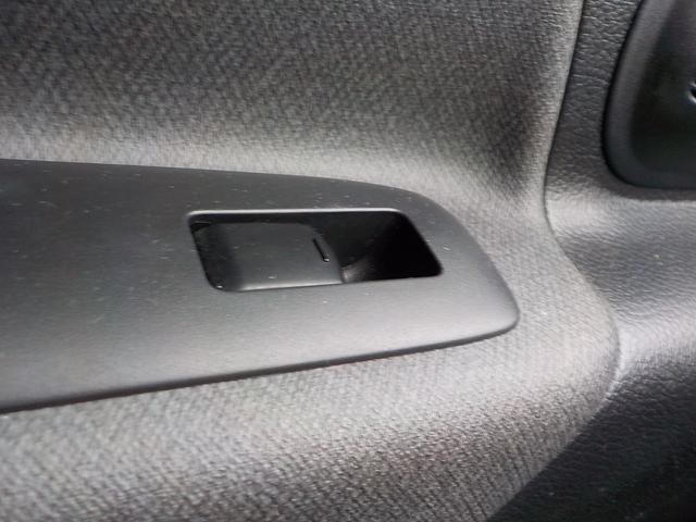 セレナ ハイウェイスター ナビ テレビ ETC 電動格納ミラー アルミホイール スマートキー スペアキー 禁煙車(20枚目)