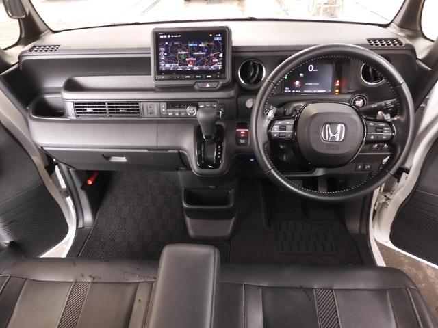 N-BOXカスタム ターボコーディネートスタイル 8インチナビ バックカメラ ドラレコ ETC アダプティブクルーズコントロール 両側電動スライドドア シートヒーター Bluetooth LEDヘッドライト 衝突被害軽減ブレーキ パドルシフト 禁煙車(8枚目)