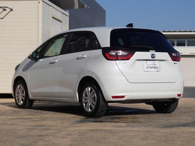 フィット ｅ：ＨＥＶホーム　デモカー　９インチナビ　バックカメラ　ナビ連動フロントドライブレコーダー　ＥＴＣ　アダプティブクルーズコントロール　Ｂｌｕｅｔｏｏｔｈ　ＵＳＢ入力端子　ＬＥＤヘッドライト　オートハイビーム　禁煙車（28枚目）