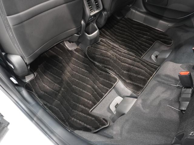 ヴェゼル ｅ：ＨＥＶＺ　ワンオーナー　９インチナビ　バックカメラ　ドラレコ　ＥＴＣ　渋滞追従機能付アダプティブクルーズ　シートヒーター　Ｂｌｕｅｔｏｏｔｈ　ＵＳＢ入力端子　ＬＥＤヘッドライト　衝突被害軽減ブレーキ　禁煙車（41枚目）