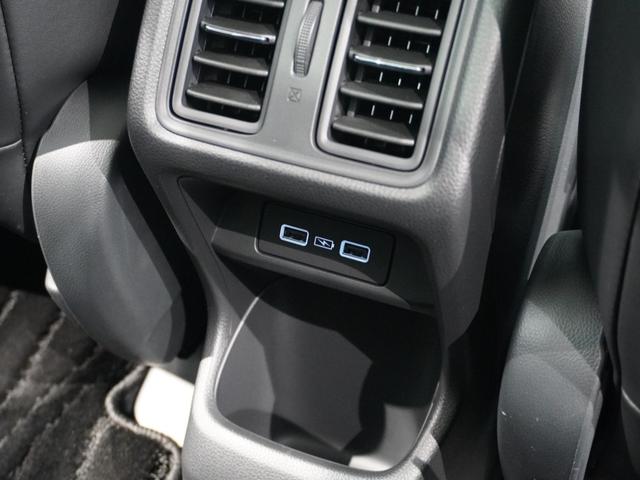 ヴェゼル ｅ：ＨＥＶＺ　ワンオーナー　９インチナビ　バックカメラ　ドラレコ　ＥＴＣ　渋滞追従機能付アダプティブクルーズ　シートヒーター　Ｂｌｕｅｔｏｏｔｈ　ＵＳＢ入力端子　ＬＥＤヘッドライト　衝突被害軽減ブレーキ　禁煙車（49枚目）