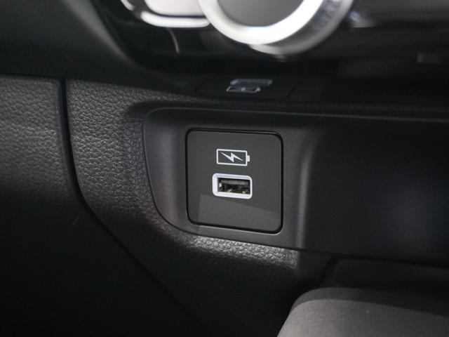 ヴェゼル ｅ：ＨＥＶＺ　ワンオーナー　９インチナビ　バックカメラ　ドラレコ　ＥＴＣ　渋滞追従機能付アダプティブクルーズ　シートヒーター　Ｂｌｕｅｔｏｏｔｈ　ＵＳＢ入力端子　ＬＥＤヘッドライト　衝突被害軽減ブレーキ　禁煙車（63枚目）