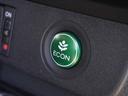 ◆ECONスイッチ(ECONモード)◆エンジンやエアコンといった、クルマ全体の動きを燃費優先で自動制御するECONモード。空調など快適性を優先したいときは、スイッチを押してOFFにできます。