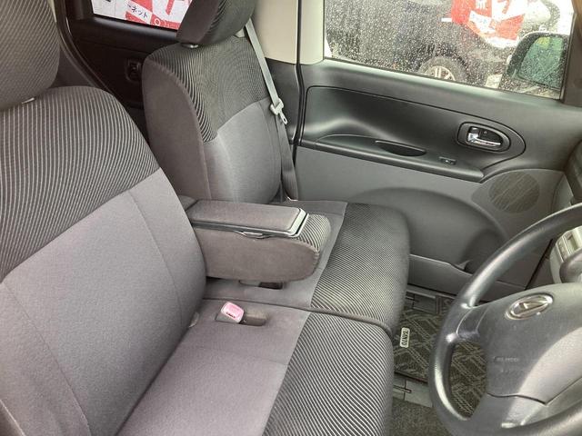 タント カスタムX 禁煙車 スマートキー オートエアコン サイドウインカーミラー CDオーディオ 燃費基準プラス5%達成車 低排出ガス車 助手席側後部スライドドア 助手席側センターピラーレス(24枚目)