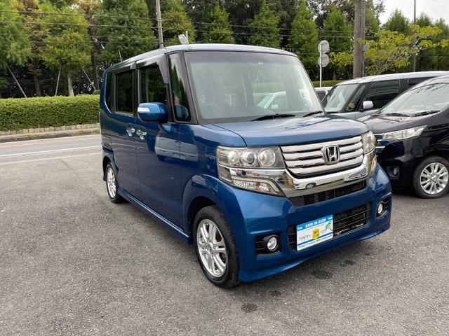 N-BOXカスタム G・Lパッケージ 禁煙車 スマートキー(スペアキー付き) 助手席側後部オートスライドドア 格納式リモコンウィンカーミラー 辞すチャージャーヘッドライト フォグランプ 純正アルミホイール(165/55R14)ETC(9枚目)