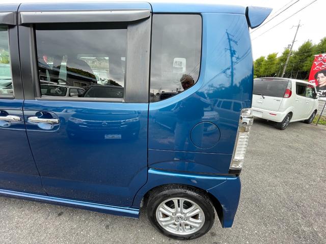 N-BOXカスタム G・Lパッケージ 禁煙車 スマートキー(スペアキー付き) 助手席側後部オートスライドドア 格納式リモコンウィンカーミラー 辞すチャージャーヘッドライト フォグランプ 純正アルミホイール(165/55R14)ETC(13枚目)