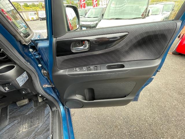 N-BOXカスタム G・Lパッケージ 禁煙車 スマートキー(スペアキー付き) 助手席側後部オートスライドドア 格納式リモコンウィンカーミラー 辞すチャージャーヘッドライト フォグランプ 純正アルミホイール(165/55R14)ETC(39枚目)