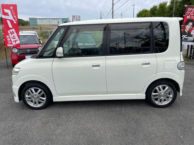 タント カスタムRS 禁煙車 ドライブレコーダー MOMOステアリング インタークーラーターボ 走行距離7.9万km 純正アルミホイール(165/55R15)純正フォグライト キーレスエントリーキー HIDヘッドライト(12枚目)