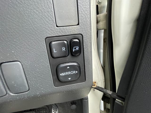 タント カスタムRS 禁煙車 ドライブレコーダー MOMOステアリング インタークーラーターボ 走行距離7.9万km 純正アルミホイール(165/55R15)純正フォグライト キーレスエントリーキー HIDヘッドライト(25枚目)