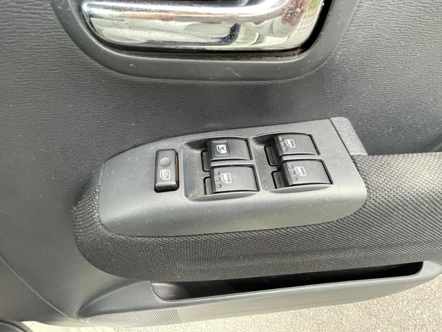 タント カスタムRS 禁煙車 ドライブレコーダー MOMOステアリング インタークーラーターボ 走行距離7.9万km 純正アルミホイール(165/55R15)純正フォグライト キーレスエントリーキー HIDヘッドライト(26枚目)