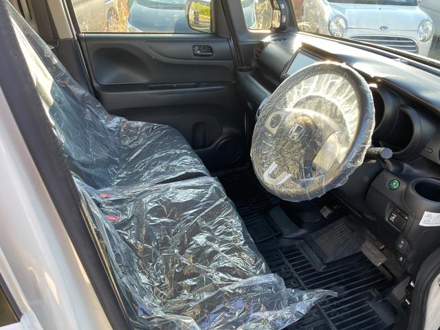 Ｎ－ＢＯＸ Ｇ　ＳＳパッケージ　禁煙車　スマートキー　プッシュスターター　デジタルＴＶナビ　バックカメラ　助手席後部オートスライドドア　ディスチャージャーヘッドライト　ＥＴＣ（38枚目）