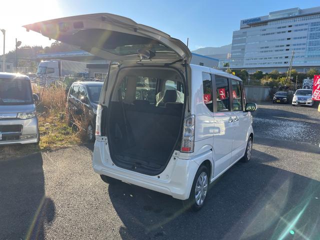 Ｎ－ＢＯＸ Ｇ　ＳＳパッケージ　禁煙車　スマートキー　プッシュスターター　デジタルＴＶナビ　バックカメラ　助手席後部オートスライドドア　ディスチャージャーヘッドライト　ＥＴＣ（48枚目）