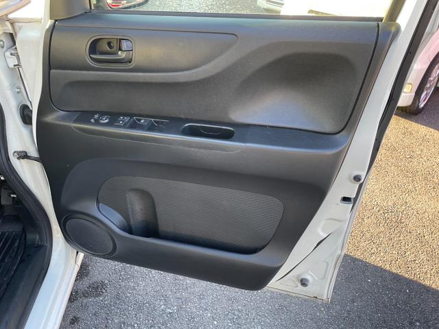 Ｎ－ＢＯＸ Ｇ　ＳＳパッケージ　禁煙車　スマートキー　プッシュスターター　デジタルＴＶナビ　バックカメラ　助手席後部オートスライドドア　ディスチャージャーヘッドライト　ＥＴＣ（57枚目）