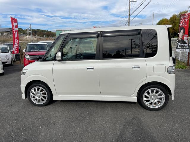 タント カスタムＶＳターボ　禁煙車　インタークーラーターボ　スマートキー　取扱説明書　ＭＯＭＯステェアリング　純正アルミホイール（１６５／５５Ｒ１５）ＨＩＤヘッドライト　電動リモコン格納ウィンカーミラー　センターヘッド格納ケース（12枚目）