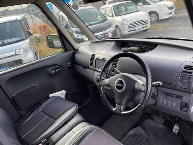 タント カスタムＶＳターボ　禁煙車　インタークーラーターボ　スマートキー　取扱説明書　ＭＯＭＯステェアリング　純正アルミホイール（１６５／５５Ｒ１５）ＨＩＤヘッドライト　電動リモコン格納ウィンカーミラー　センターヘッド格納ケース（26枚目）