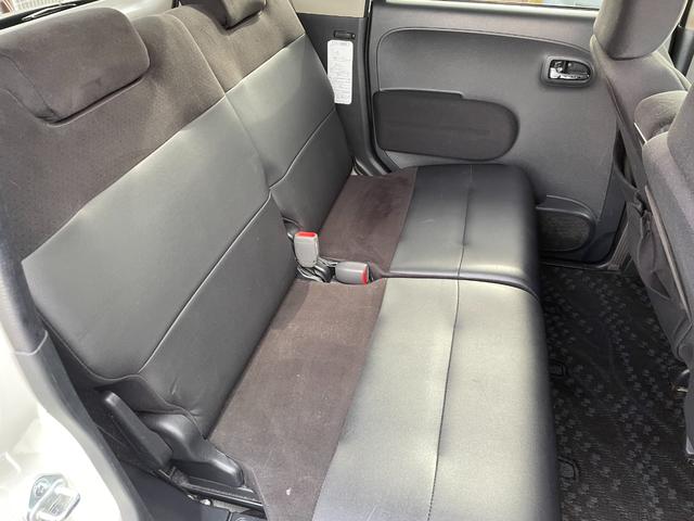 タント カスタムＶＳターボ　禁煙車　インタークーラーターボ　スマートキー　取扱説明書　ＭＯＭＯステェアリング　純正アルミホイール（１６５／５５Ｒ１５）ＨＩＤヘッドライト　電動リモコン格納ウィンカーミラー　センターヘッド格納ケース（31枚目）