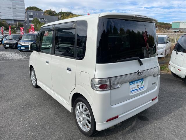 タント カスタムＶＳターボ　禁煙車　インタークーラーターボ　スマートキー　取扱説明書　ＭＯＭＯステェアリング　純正アルミホイール（１６５／５５Ｒ１５）ＨＩＤヘッドライト　電動リモコン格納ウィンカーミラー　センターヘッド格納ケース（42枚目）