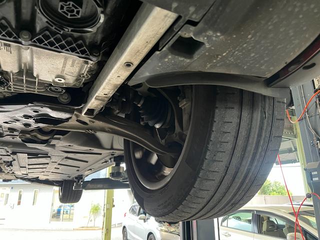 ＧＬＢ ＧＬＢ３５　４マチック　ＡＭＧアドバンスドパッケージ　赤ツートン革　ＡＭＧパフォーマンスパッケージ　パノラミックスライディングルーフ　ナビゲーションパッケージ　タイヤ４本新品（34枚目）