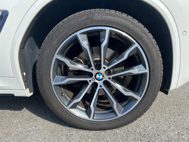 Ｘ３ ｘＤｒｉｖｅ　２０ｄ　Ｍスポーツ　ユーザー買取車　デビューパッケージ　ハイラインパッケージ　イノベーションパッケージ　純正２０インチアルミ　サンルーフ　ハーマンカードンサウンドシステム　コックスボディダンパー（18枚目）