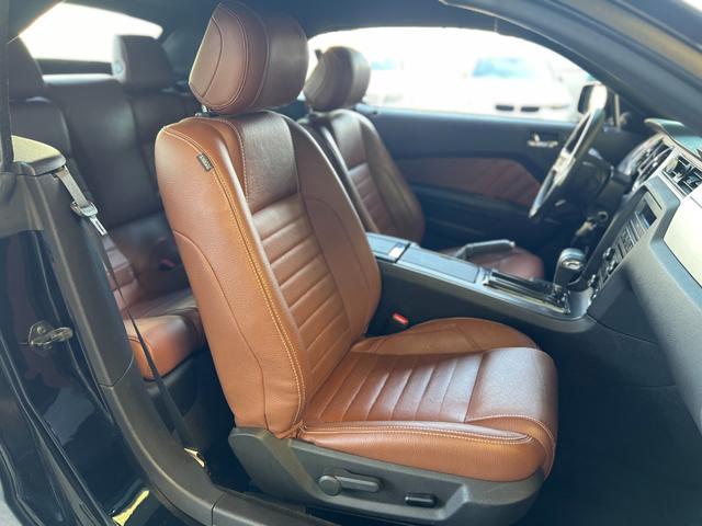 マスタング Ｖ８　ＧＴコンバーチブル　プレミアム　ユーザー買取車（16枚目）
