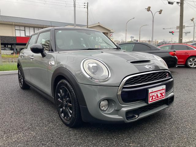 MINI クーパーS ユーザー買取車 純正ナビ プッシュスタート 前後ドライブレコーダー ETC アイドリングストップ 左後部修復歴あり(4枚目)