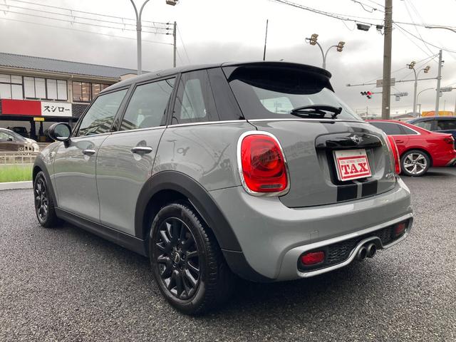 MINI クーパーS ユーザー買取車 純正ナビ プッシュスタート 前後ドライブレコーダー ETC アイドリングストップ 左後部修復歴あり(7枚目)