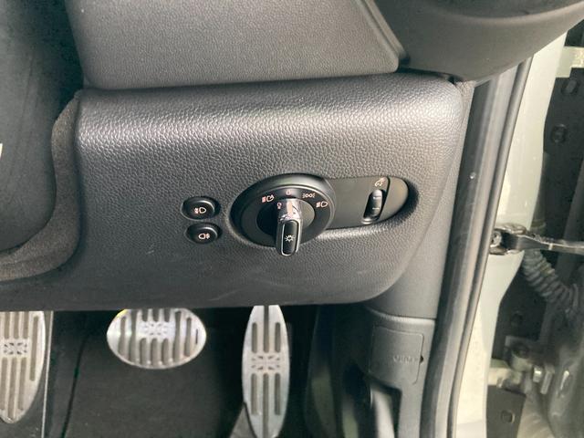 MINI クーパーS ユーザー買取車 純正ナビ プッシュスタート 前後ドライブレコーダー ETC アイドリングストップ 左後部修復歴あり(19枚目)