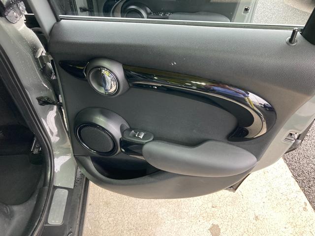 MINI クーパーS ユーザー買取車 純正ナビ プッシュスタート 前後ドライブレコーダー ETC アイドリングストップ 左後部修復歴あり(24枚目)