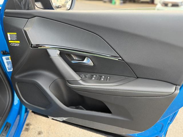 e-2008 GT サンルーフ ディーラー保証 ACC フル液晶メーター レーンキープアシスト(20枚目)