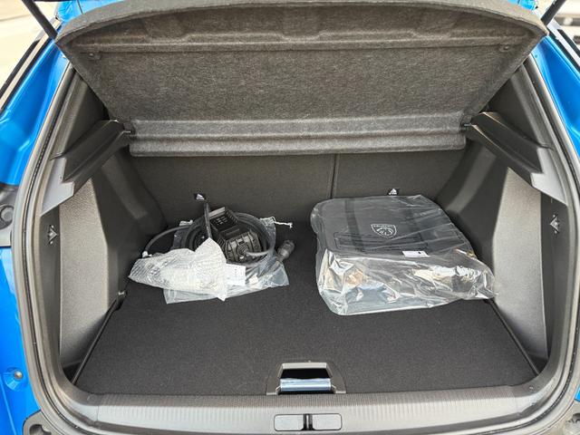 e-2008 GT サンルーフ ディーラー保証 ACC フル液晶メーター レーンキープアシスト(25枚目)