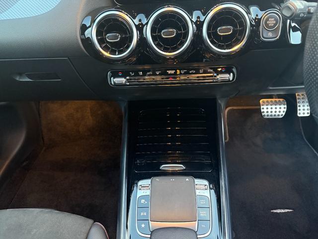 Ｂクラス Ｂ２００ｄ　ＡＭＧライン　アドバンスドＰＫＧ　レーダーセーフティＰＫＧ　ナビゲーションＰＫＧ　パワーリアゲート　ＨＵＤ（18枚目）