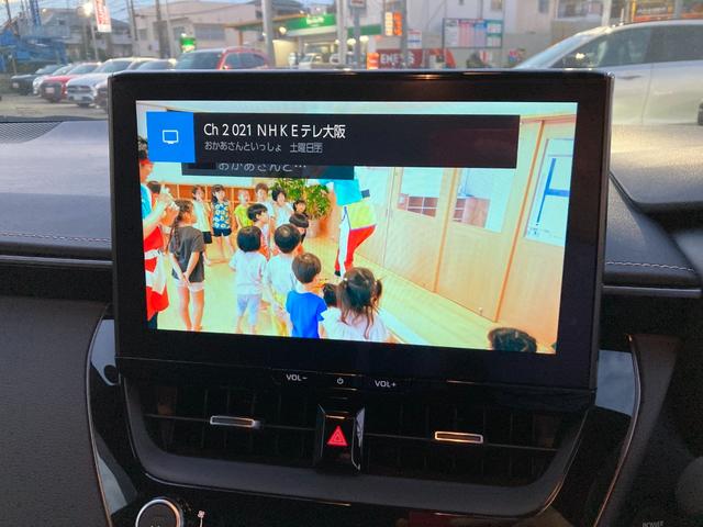 カローラツーリング ハイブリッド　ダブルバイビー　モデリスタフルエアロ　純正ナビ　バックカメラ　フルセグＴＶ　前後ドライブレコーダー　フロアーマット　ＥＴＣ付　ブラインドスポットモニター　プリクラッシュセーフティ　スマートキー　メーカー保証継承（13枚目）