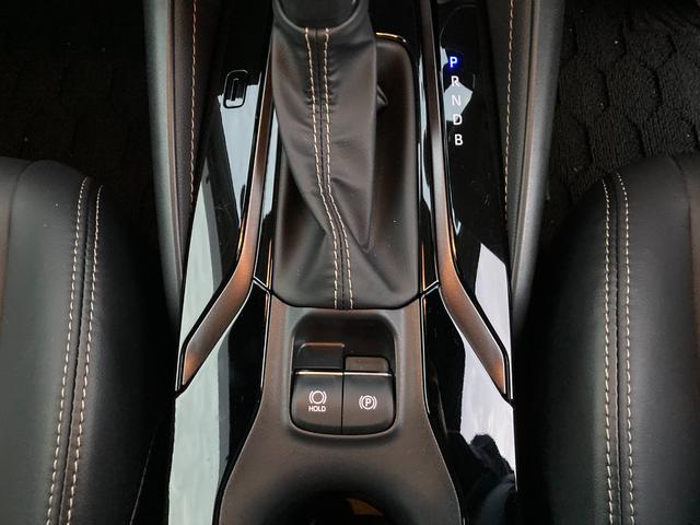 カローラツーリング ハイブリッド　ダブルバイビー　モデリスタフルエアロ　純正ナビ　バックカメラ　フルセグＴＶ　前後ドライブレコーダー　フロアーマット　ＥＴＣ付　ブラインドスポットモニター　プリクラッシュセーフティ　スマートキー　メーカー保証継承（26枚目）