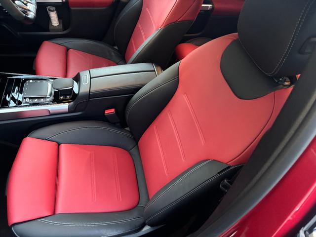 GLB GLB35 4マチック AMGアドバンスドPKG AMGパフォーマンスPKG パノラミックスライディングルーフ 赤ツートン革シート ナビゲーションパッケージ(20枚目)