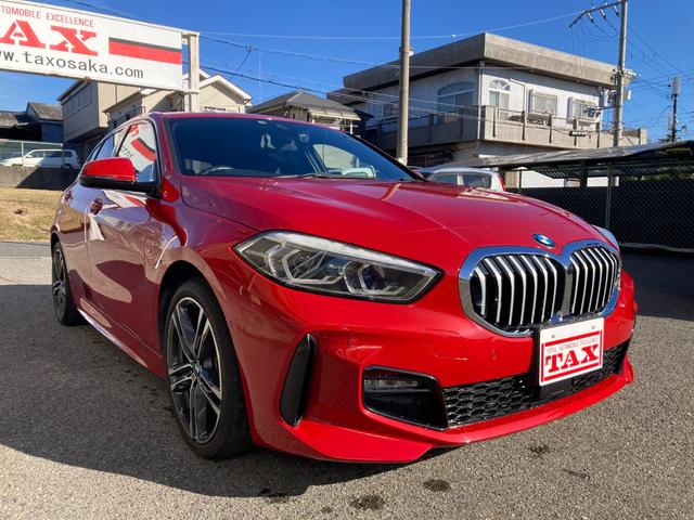 １シリーズ １１８ｉ　Ｍスポーツ　ミシュランタイヤ４本交換　純正ナビ　バックカメラ　ドライビングアシスト　パーキングアシスト　ＬＥＤヘッドライト　コーナーセンサー　パワーバックドア　　アダプティブクルーズコントロール（4枚目）