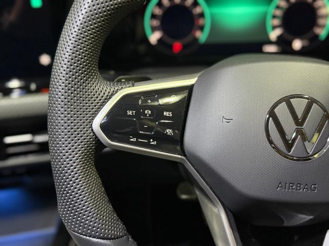 ゴルフヴァリアント ｅＴＳＩ　Ｒライン　プラチナムエディション　ディーラー保証　ＩＱヘッドライト　ヘッドアップディスプレイ　ＡＣＣ　純正アルミ（21枚目）