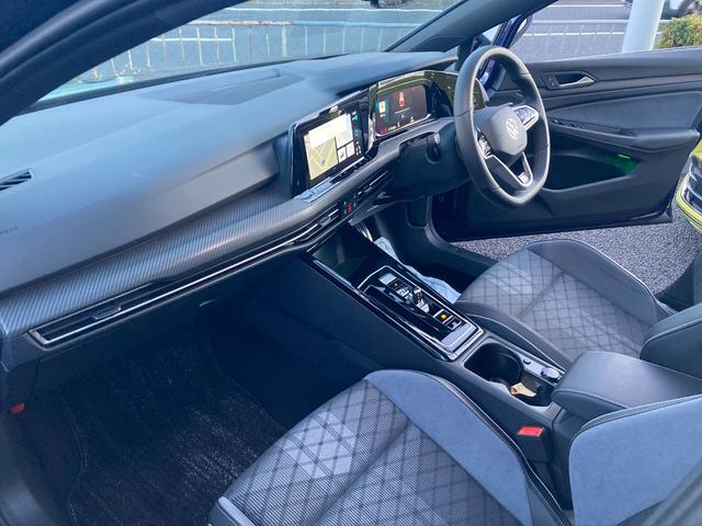 ゴルフヴァリアント ｅＴＳＩ　Ｒライン　プラチナムエディション（10枚目）