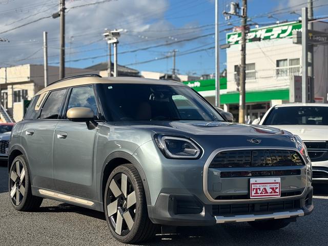 ＭＩＮＩ カントリーマンＳＥオール４　フェイバリット・トリム　Ｍパッケージ　ヘッドアップディスプレイ　サラウンドビューカメラ　２０インチＡＷ（4枚目）