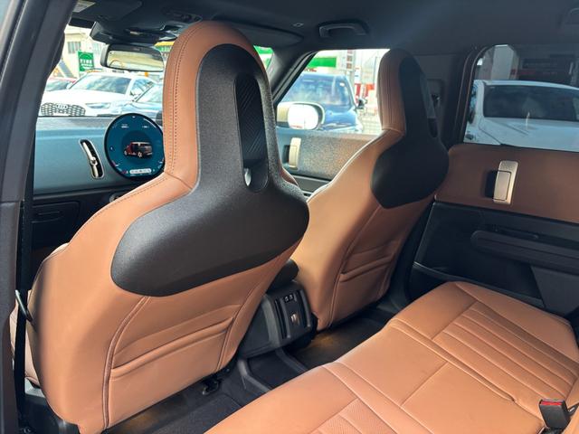 ＭＩＮＩ カントリーマンＳＥオール４　フェイバリット・トリム　Ｍパッケージ　ヘッドアップディスプレイ　サラウンドビューカメラ　２０インチＡＷ（19枚目）