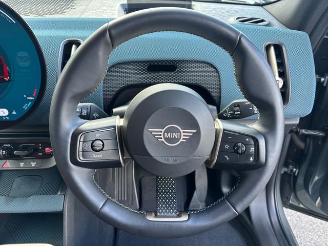 ＭＩＮＩ カントリーマンＳＥオール４　フェイバリット・トリム　Ｍパッケージ　ヘッドアップディスプレイ　サラウンドビューカメラ　２０インチＡＷ（22枚目）