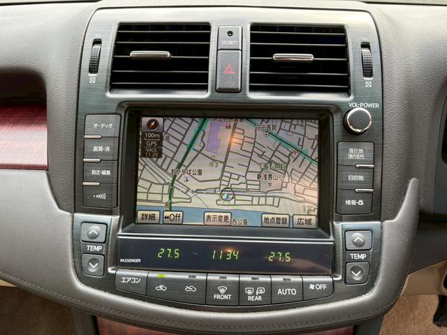 クラウン ロイヤルサルーン　ナビパッケージ　・ユーザー買取車・純正ナビ・地デジＴＶ・バックカメラ・ＥＴＣ・社外アルミ・車高調・ＴＲＤエアロ（8枚目）