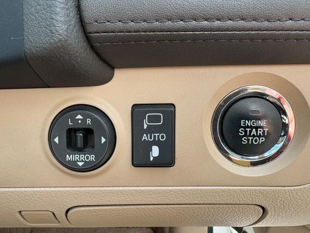 クラウン ロイヤルサルーン　ナビパッケージ　・ユーザー買取車・純正ナビ・地デジＴＶ・バックカメラ・ＥＴＣ・社外アルミ・車高調・ＴＲＤエアロ（14枚目）