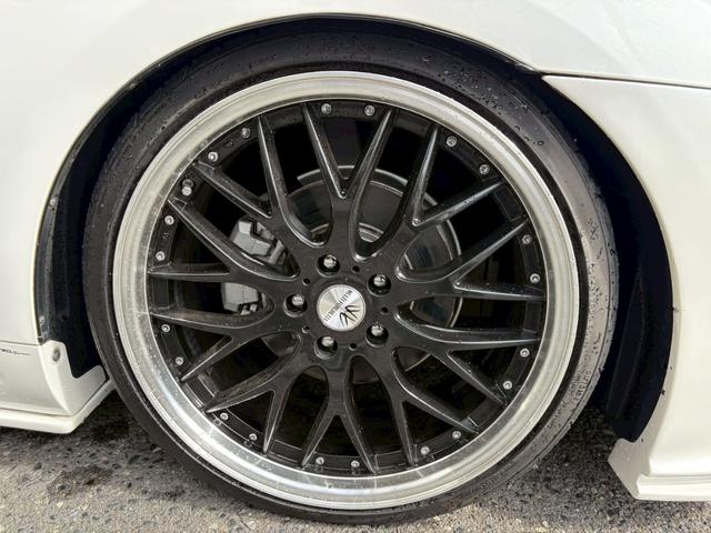 クラウン ロイヤルサルーン　ナビパッケージ　・ユーザー買取車・純正ナビ・地デジＴＶ・バックカメラ・ＥＴＣ・社外アルミ・車高調・ＴＲＤエアロ（42枚目）