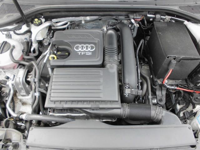 Ａ３ スポーツバック１．４ＴＦＳＩ　１オーナー禁煙車　コンビニエンスＰＫＧ　ＡＣＣ　Ａｕｄｉプレセンス　ＨＩＤヘッドライト　純正１６ＡＷ　ナビ　ＥＴＣ　Ｂカメラ　取説　保証書　スペアキー（16枚目）