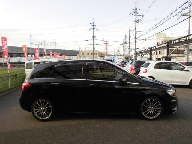 Ｂクラス Ｂ１８０　スポーツ　レーダーセーフティＰＫＧ　キーレスゴー　ＡＣＣ　ＢＬＩＳ　ＰＴＳ　ＲＫＡ　黒革パワーシート　シートヒーター　ナビ　ＴＶ　ＴＶキャンセラー　ＥＴＣ　Ｂカメラ　取説　保証書　スペアキー（4枚目）