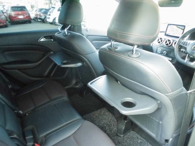 Ｂクラス Ｂ１８０　スポーツ　レーダーセーフティＰＫＧ　キーレスゴー　ＡＣＣ　ＢＬＩＳ　ＰＴＳ　ＲＫＡ　黒革パワーシート　シートヒーター　ナビ　ＴＶ　ＴＶキャンセラー　ＥＴＣ　Ｂカメラ　取説　保証書　スペアキー（46枚目）